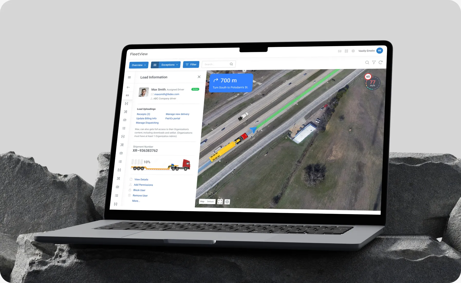 Load details and satellite map on a laptop
